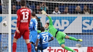 Le but controversé de Klissing lors de Hoffenheim-Leverkusen. (DR)