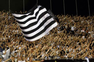 Les supporters du Partizan Belgrade appel leurs dirigeants aux changements. (DR)